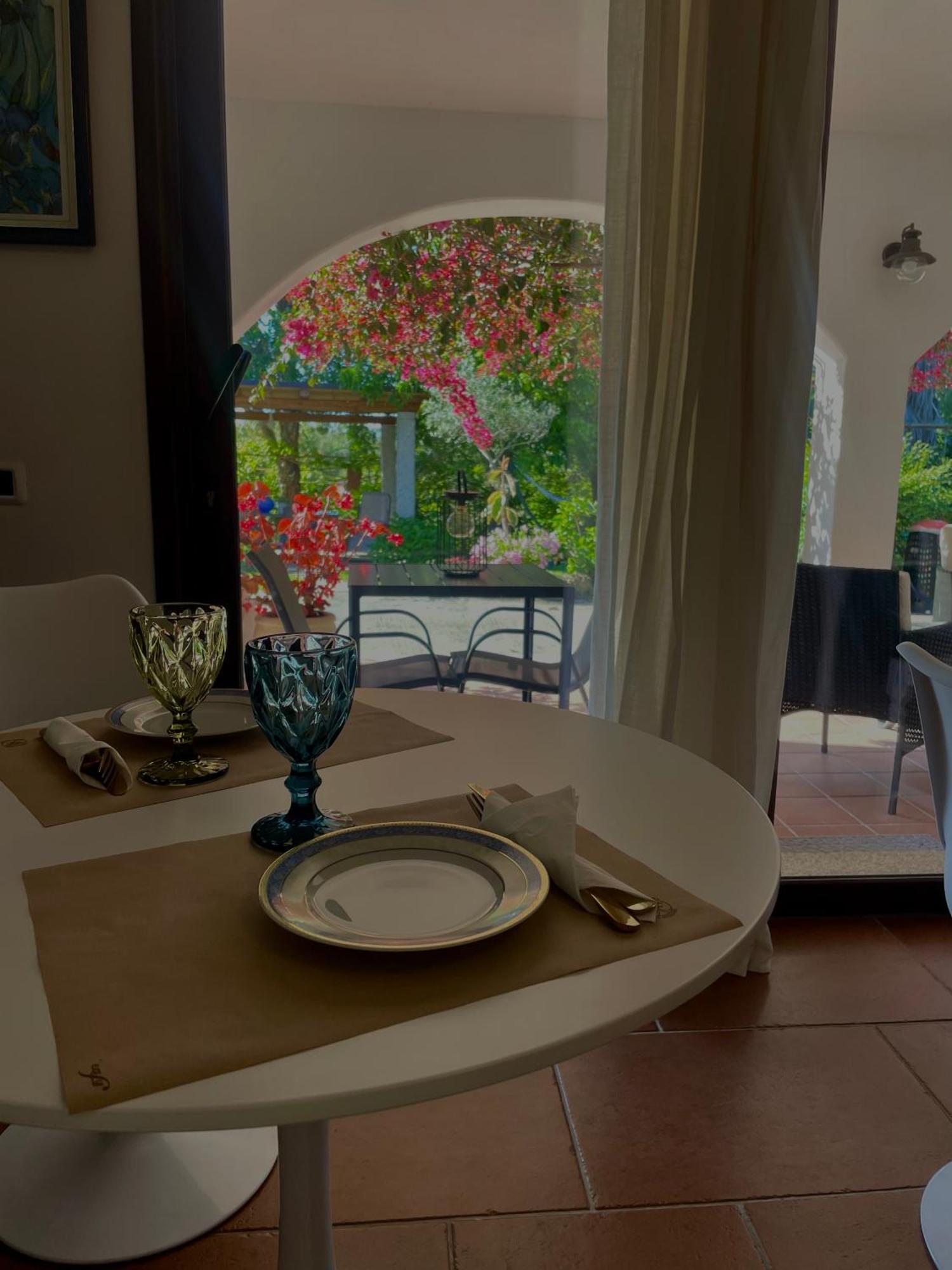 Bent'E Mari Bed and Breakfast Girasole Buitenkant foto